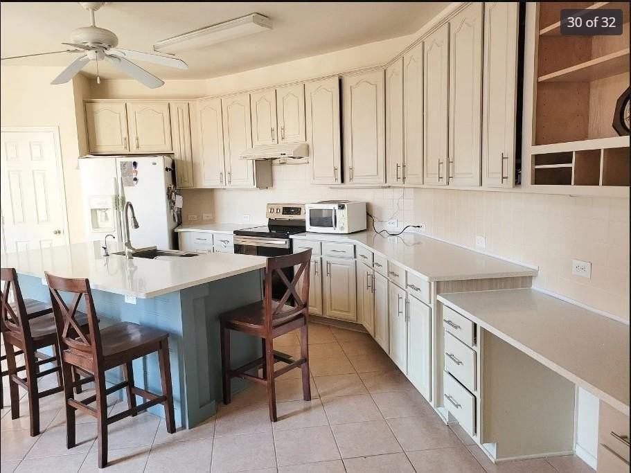 4320 Burnhill Dr - Photo 2 of 14