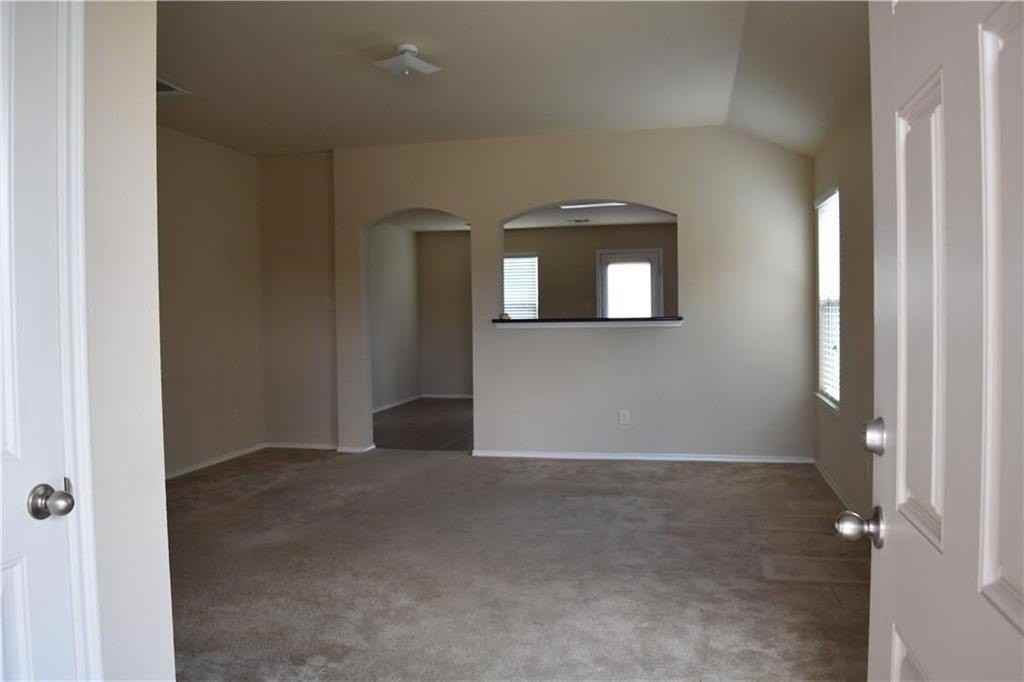 425 Andalusian Trl - Photo 2 of 13