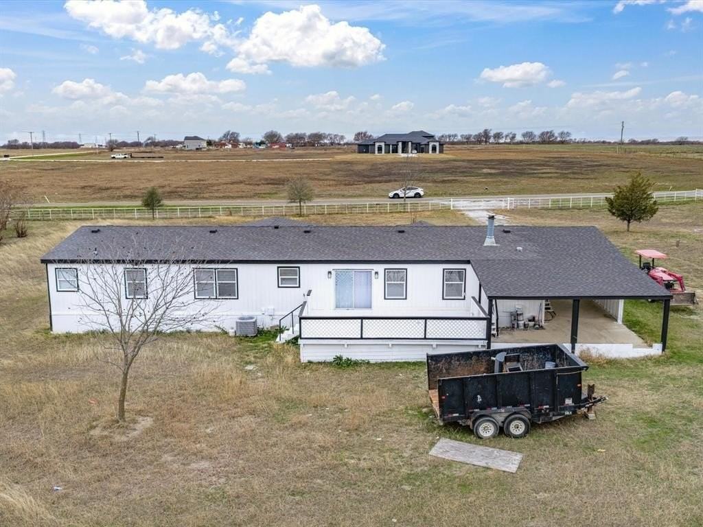 229 Morgan Rd - Photo 7 of 40