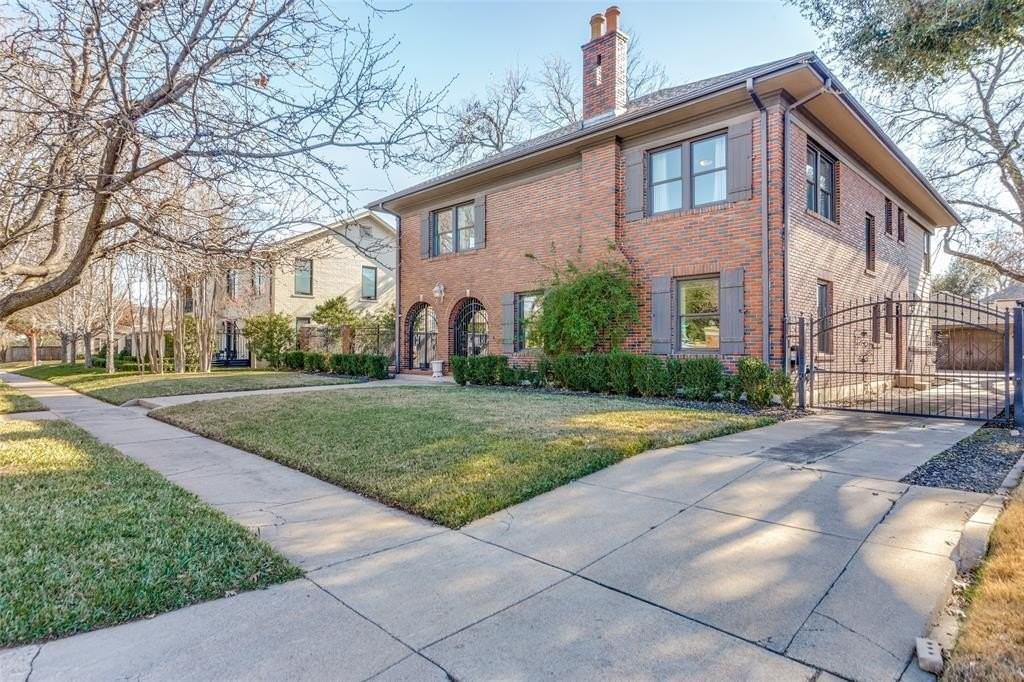 2809 Park Hill Dr - Photo 2 of 33