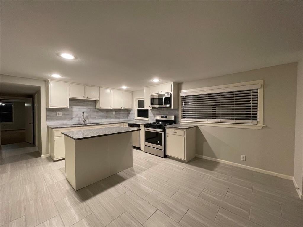 611 Harrisdale Ave - Photo 5 of 14