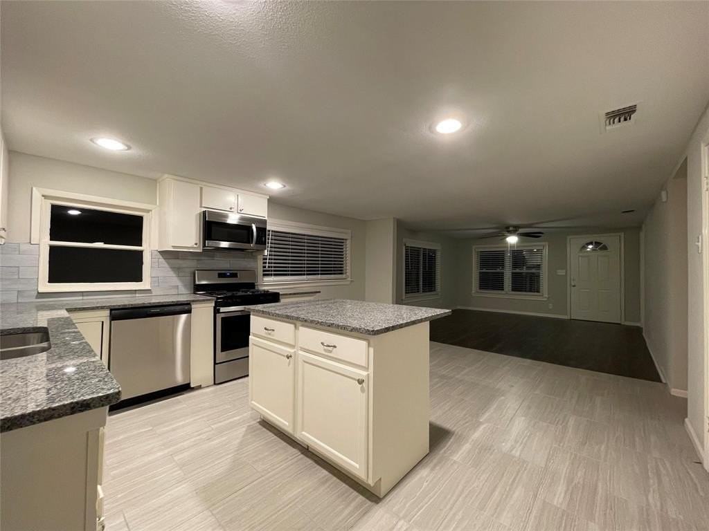 611 Harrisdale Ave - Photo 6 of 14