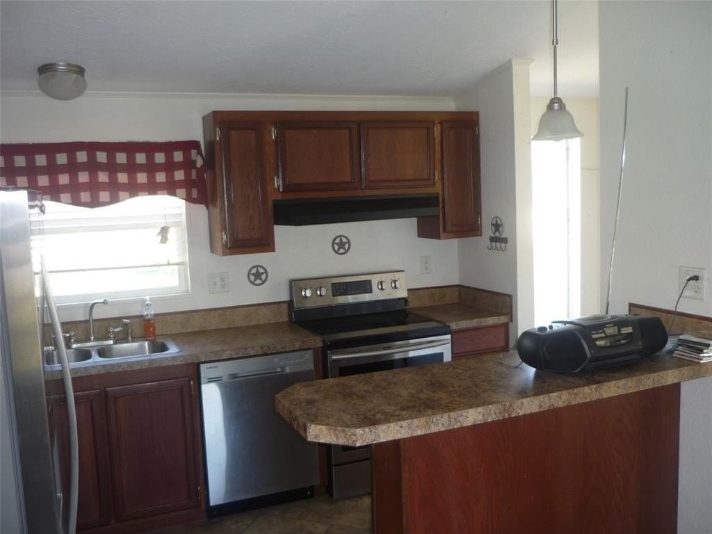 5100 Tanglewood Dr - Photo 5 of 16