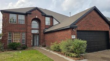 featured image of 1005 Leoti Ln