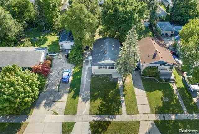 18884 Lathers St - Photo 4 of 31