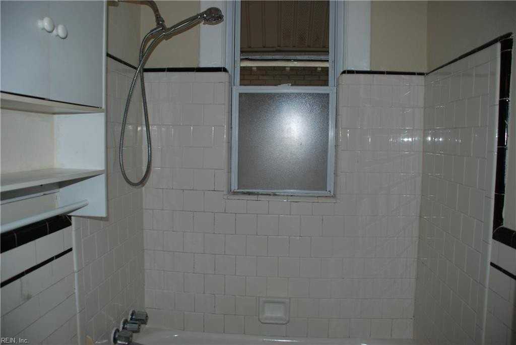 731 Shirley Ave #2 - Photo 4 of 6