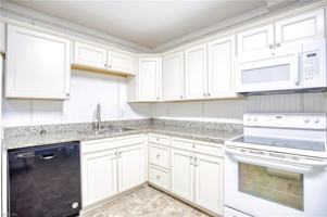 featured image of 2423 Shafer St