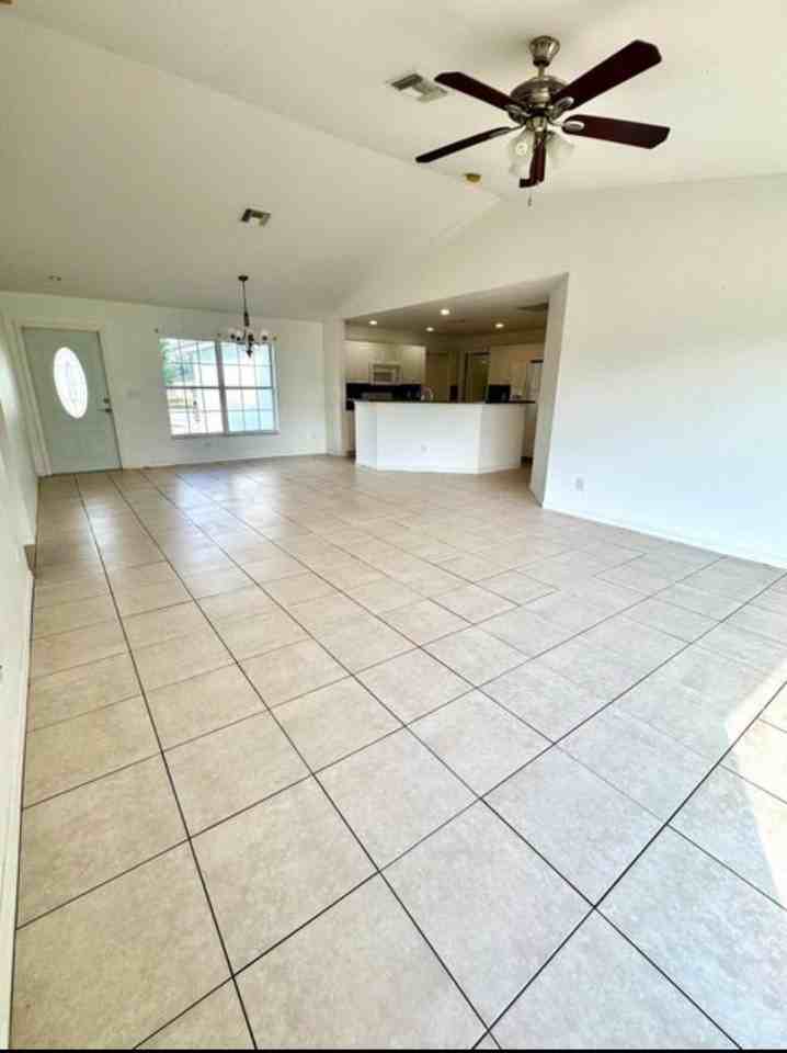 9221 Buckingham Rd - Photo 2 of 19