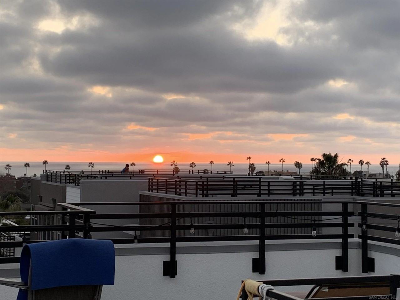 1566 Vista Del Mar Way Unit 2 #2 - Photo 3 of 50