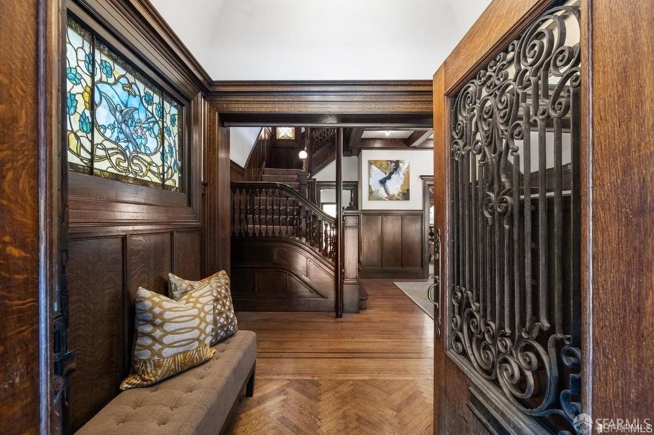 1461 Page St - Photo 2 of 36