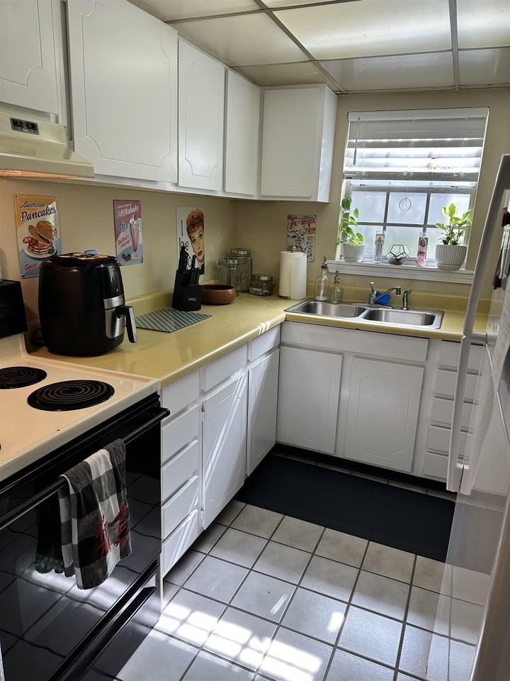 1625 Centerville Rd Apt 42 #42 - Photo 2 of 16