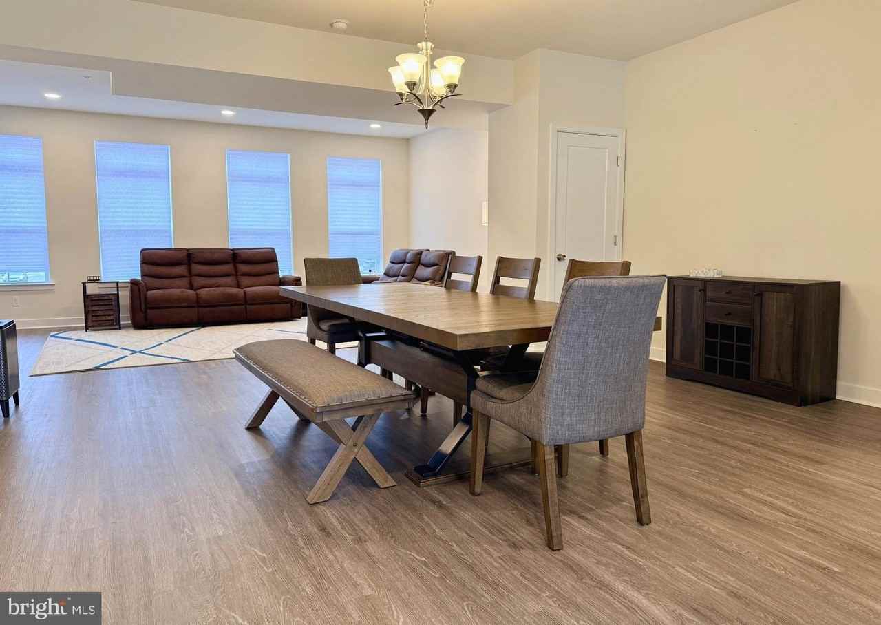 44 Independence Ct - Photo 7 of 28