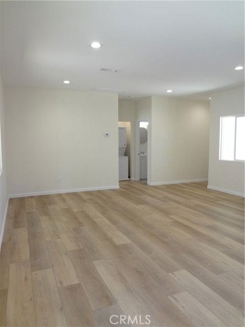 1717 2nd St - Photo 5 of 8