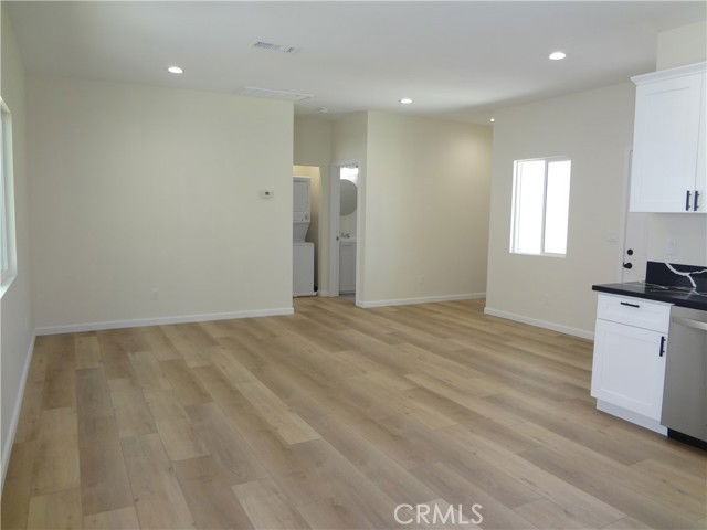 1717 2nd St - Photo 6 of 8