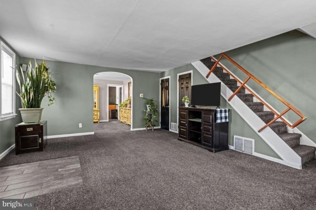 809 Millwood Rd - Photo 6 of 20