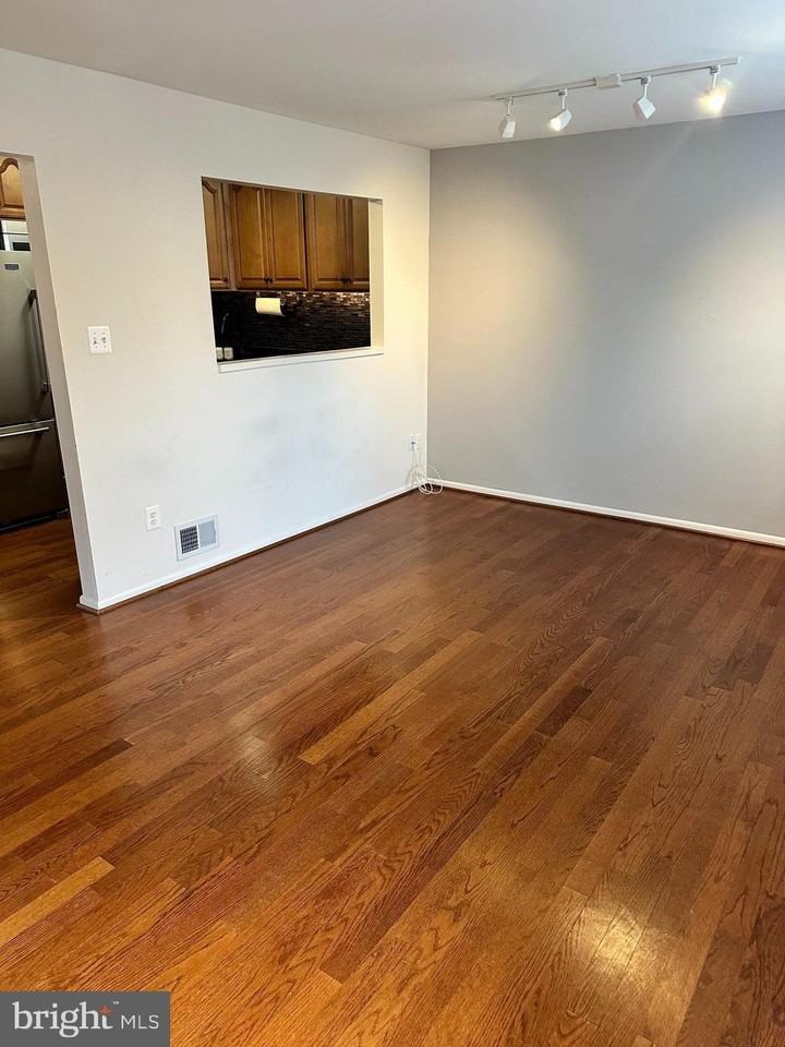 7943 Timarand Ct - Photo 3 of 50