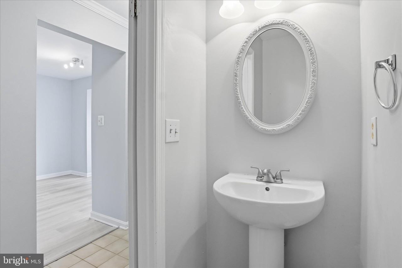 6105 Castletown Way - Photo 3 of 32