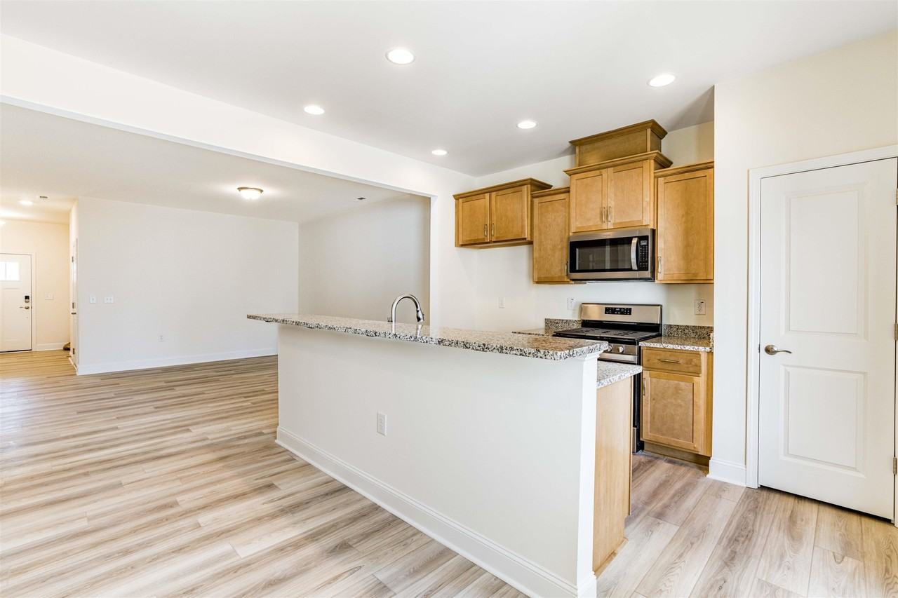 110 Hanging Moss Trl - Photo 6 of 39