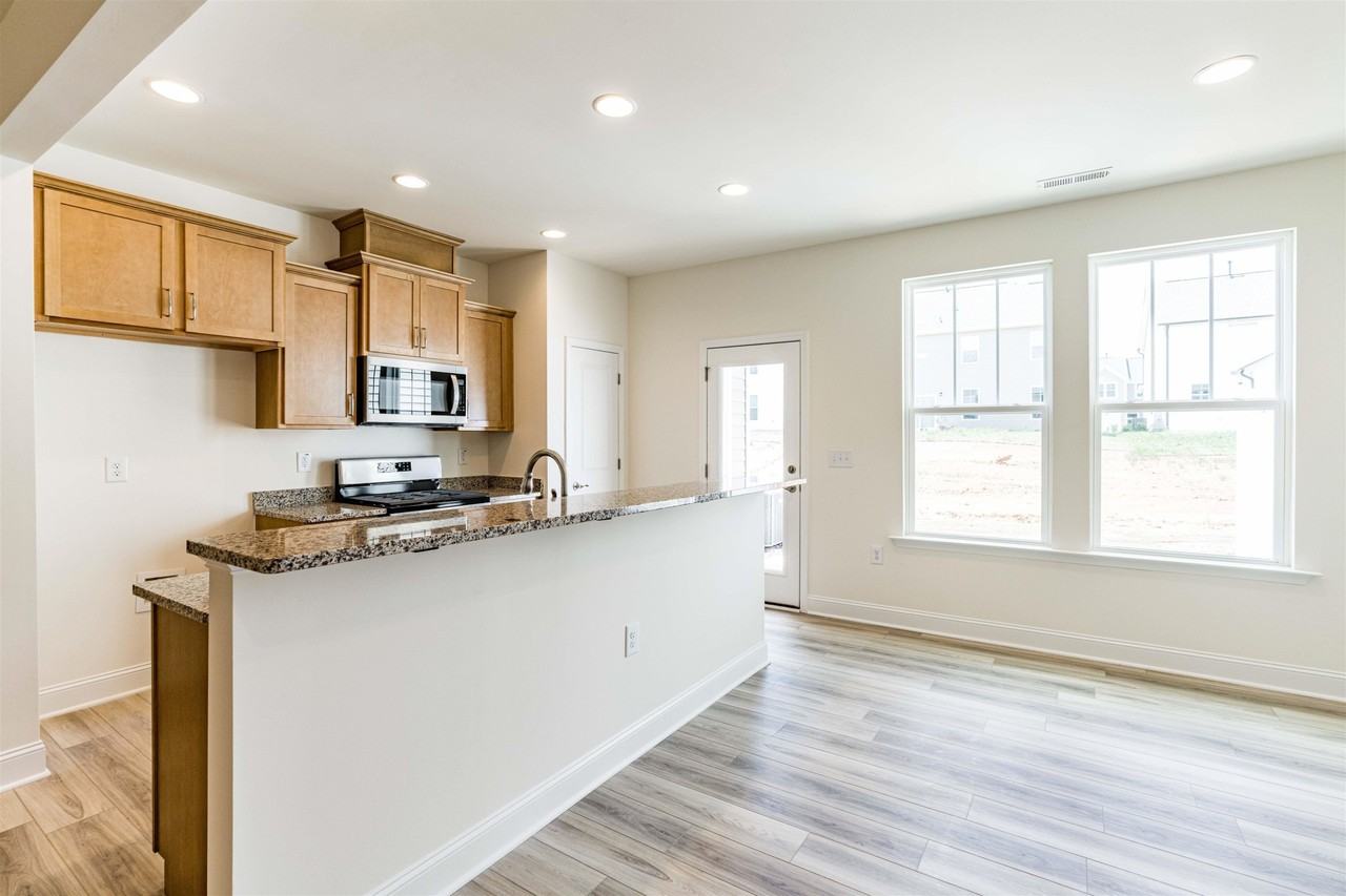 110 Hanging Moss Trl - Photo 7 of 39