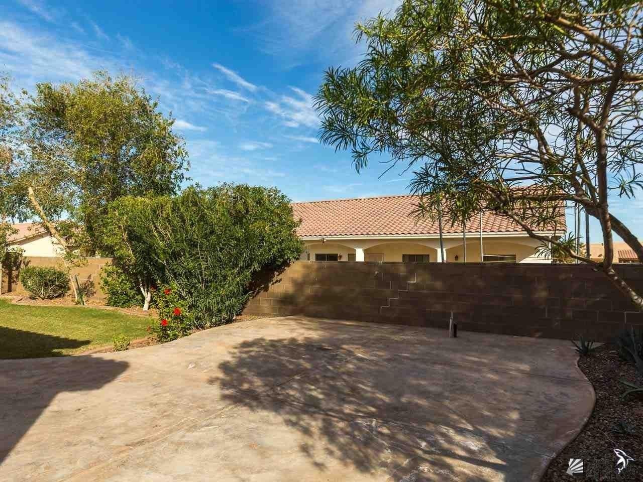 10392 E 39th Pl - Photo 4 of 20