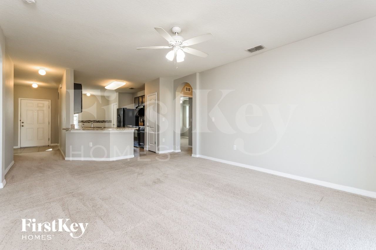 6151 Forest Ridge Way - Photo 5 of 17