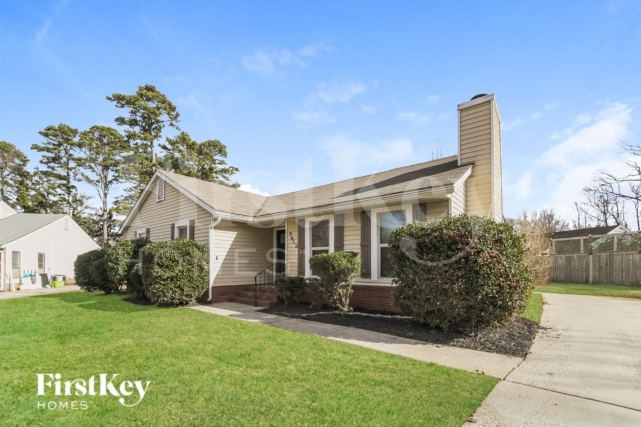 9812 Logging Pl - Photo 2 of 16