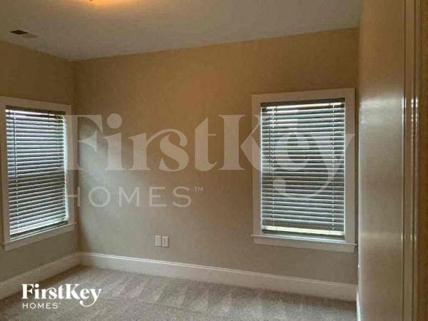 3310 Lucy Dr - Photo 6 of 11