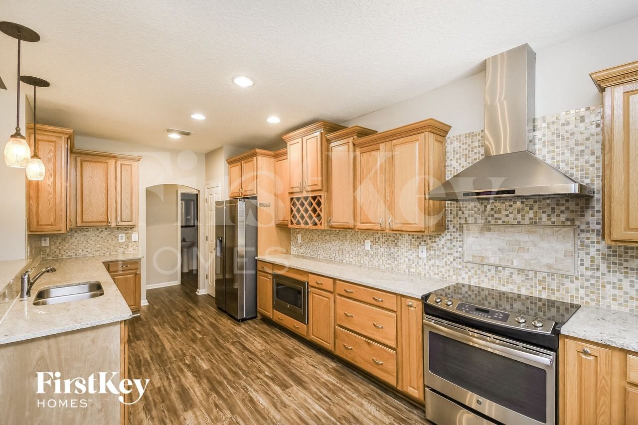 2764 Wood Stork Trl - Photo 7 of 15