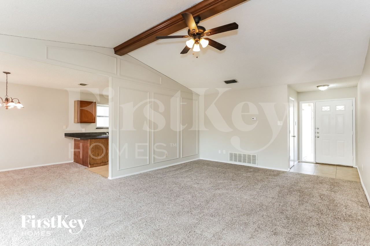 6505 Pilgrim Ln - Photo 2 of 16