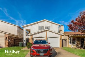 featured image of 2933 Southern Cross Dr
