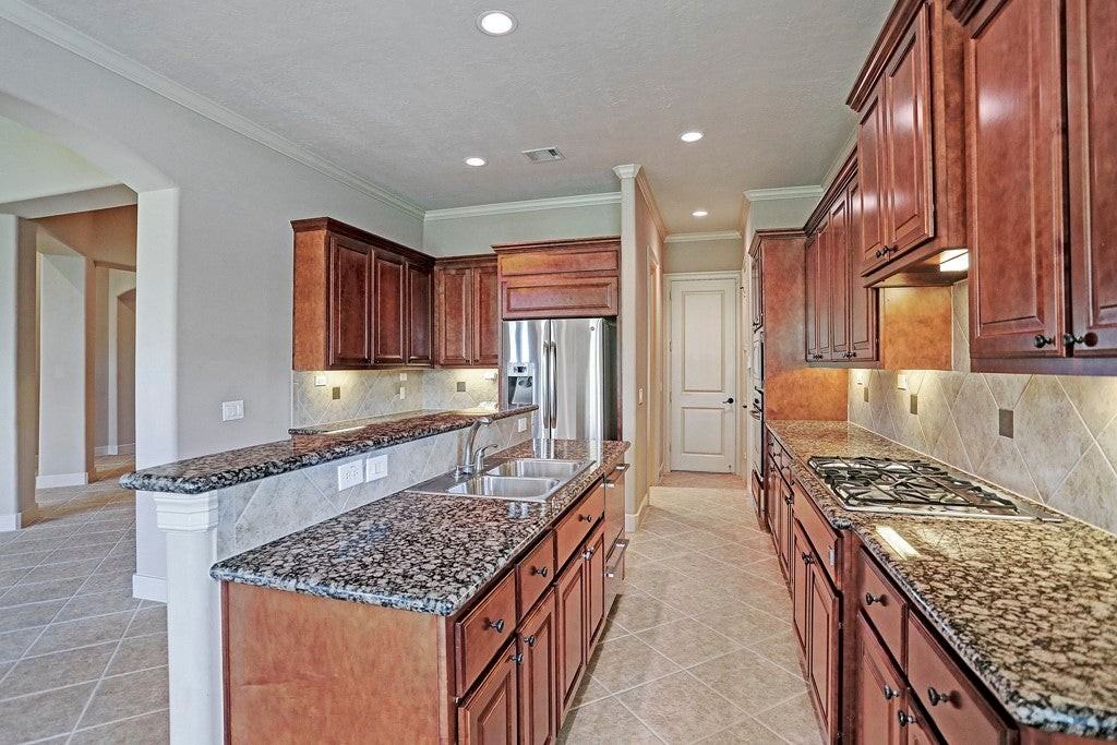 11202 Royal Chateau Ln - Photo 2 of 23