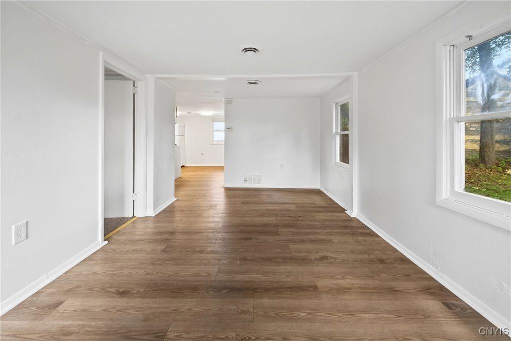 308 Nelson Ave - Photo 3 of 15