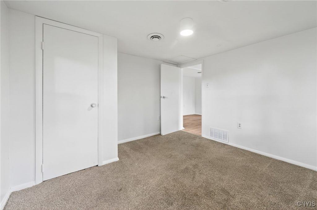 308 Nelson Ave - Photo 6 of 15