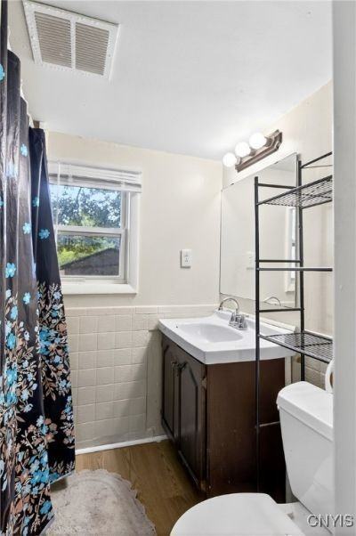 308 Nelson Ave - Photo 7 of 15