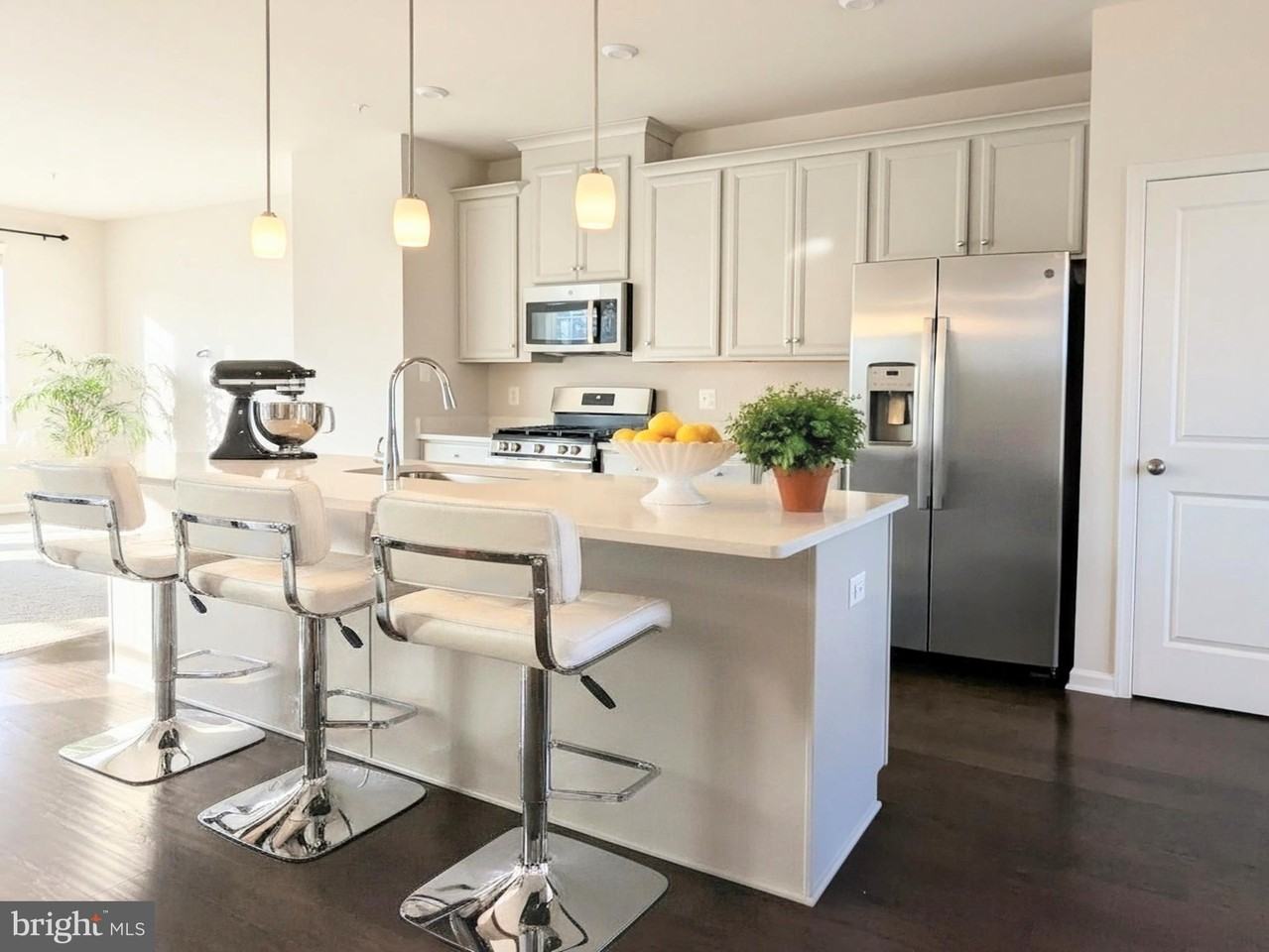 23365 Leyland St - Photo 2 of 15