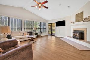 featured image of 148 S Oak Bluff St