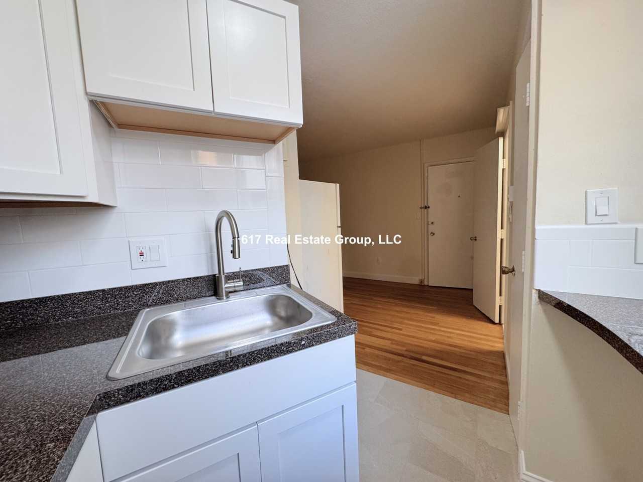 20 Armington St #25 - Photo 2 of 7