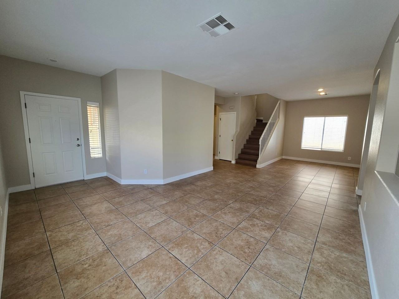 7824 Pinnochio Ave - Photo 6 of 49