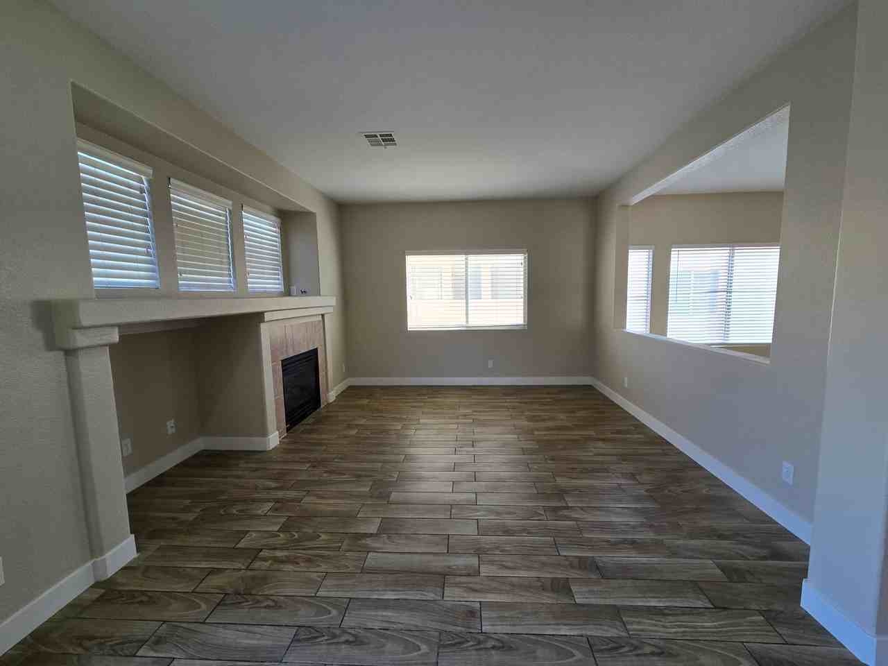 7824 Pinnochio Ave - Photo 7 of 49