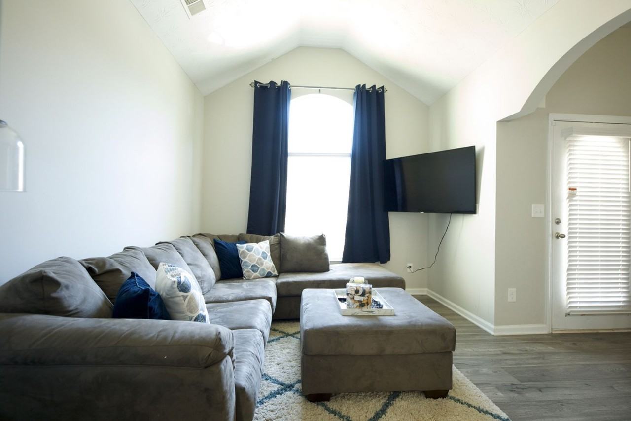 6116 Citico River Ln - Photo 6 of 21