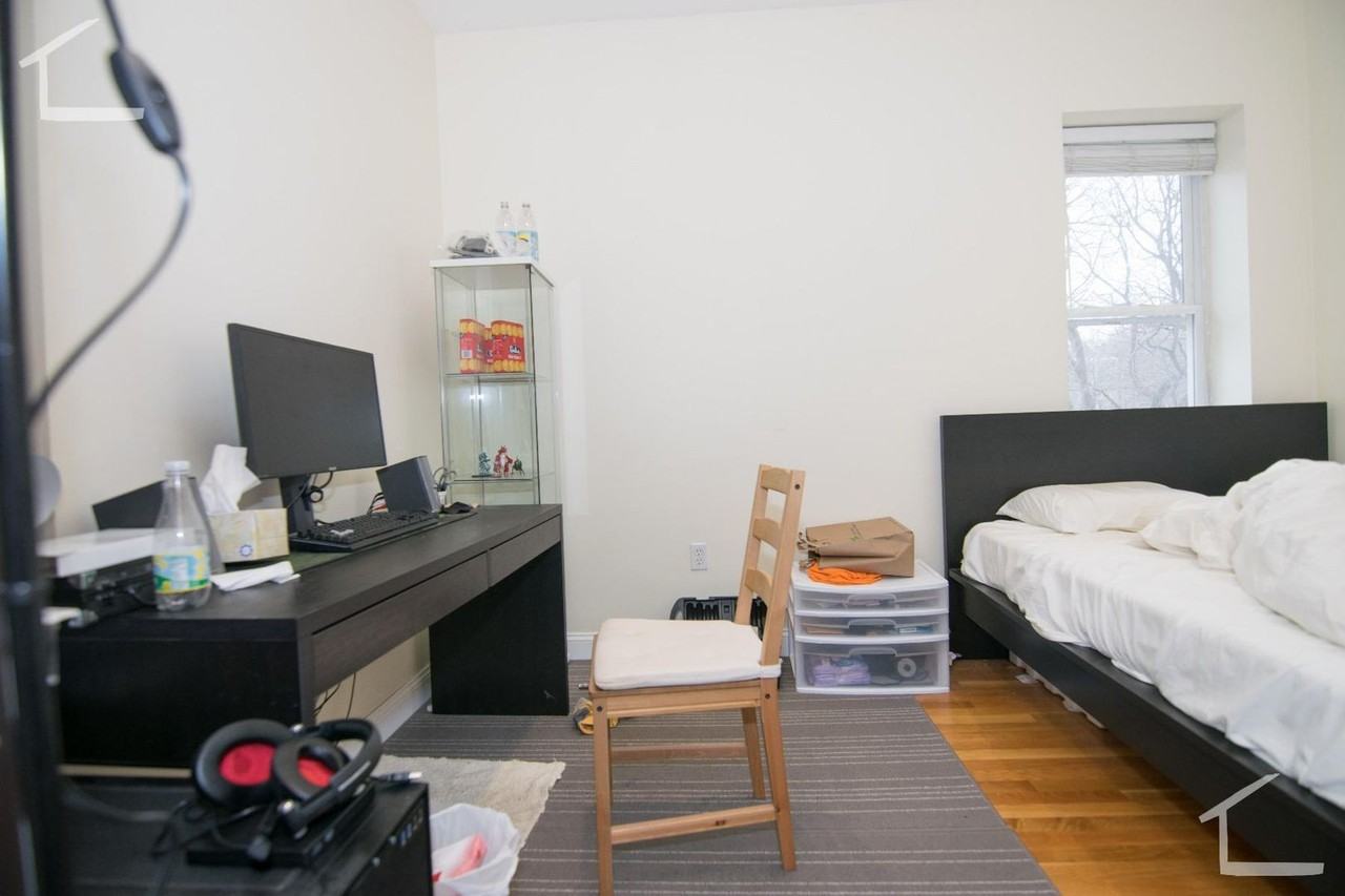 1801 Beacon St - Photo 7 of 10