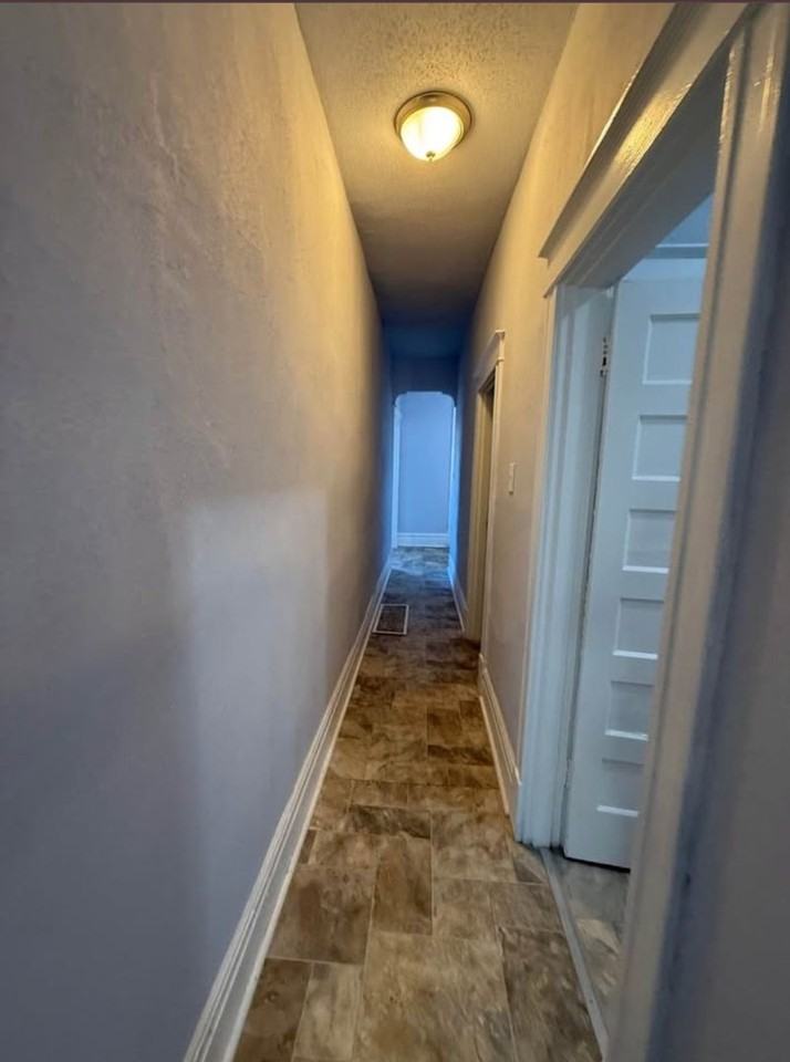 1343 Walton Ave - Photo 3 of 35