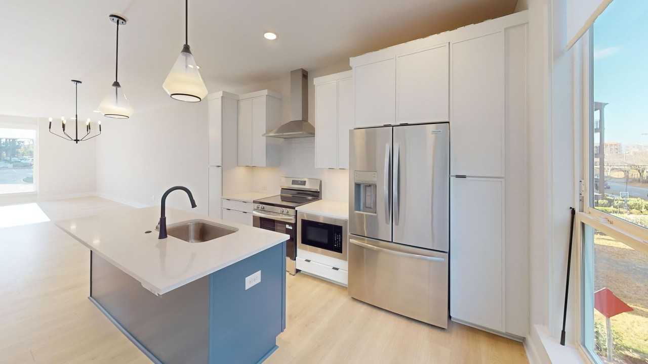 407 407 Devender Lane - Photo 6 of 42