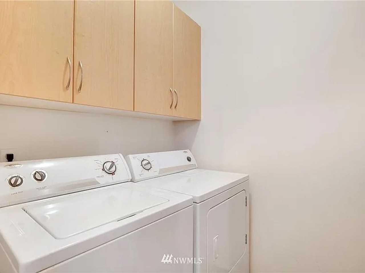 587 241st Ln Se - Photo 3 of 15