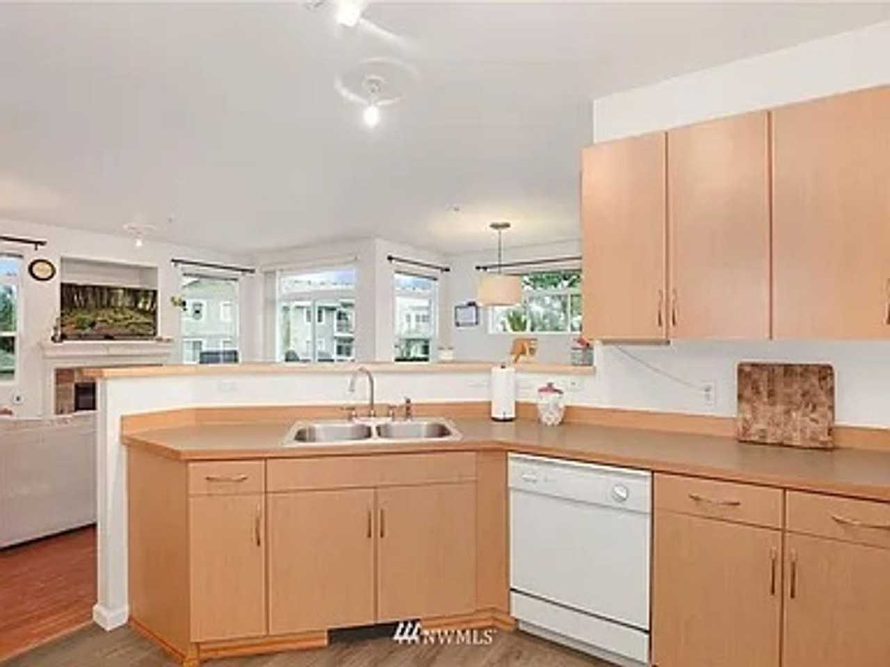 587 241st Ln Se - Photo 6 of 15