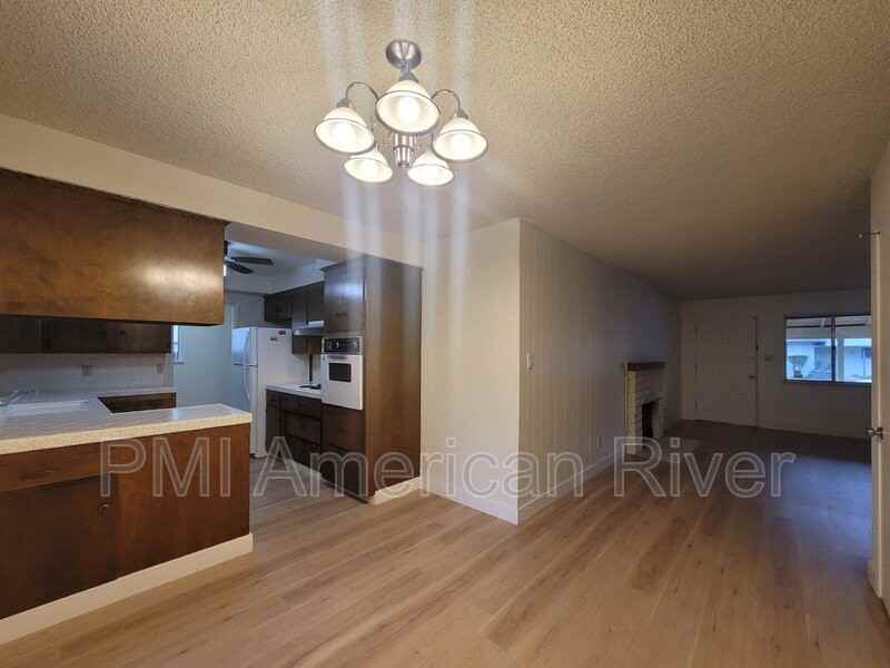 6349 Seastone Way - Photo 3 of 15