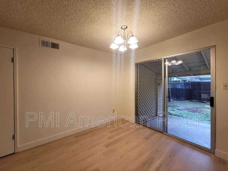 6349 Seastone Way - Photo 5 of 15