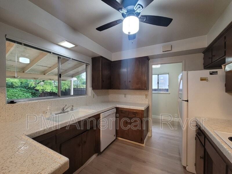 6349 Seastone Way - Photo 6 of 15