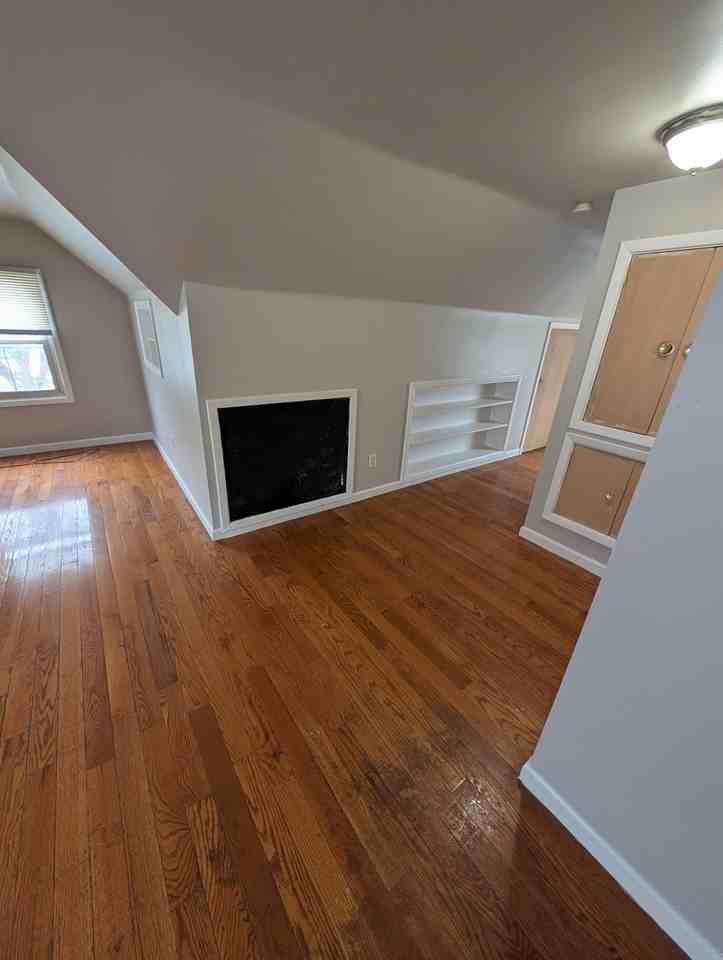 13604 Oak Park Blvd - Photo 5 of 17