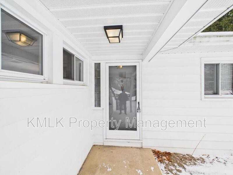 2514 Carson Rd - Photo 6 of 38